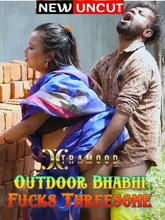 Outdoor Bhabhi F*cks Threesome (Hindi) 